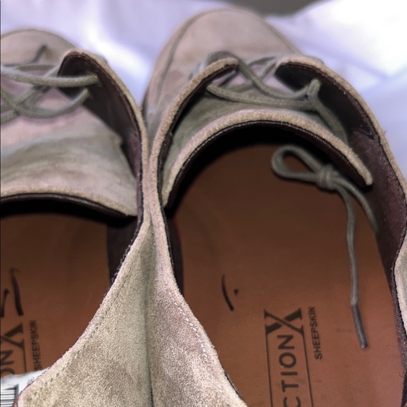 SECTION X SHEEPSKIN. Men\'s Tan Suede Oxfords main image 6